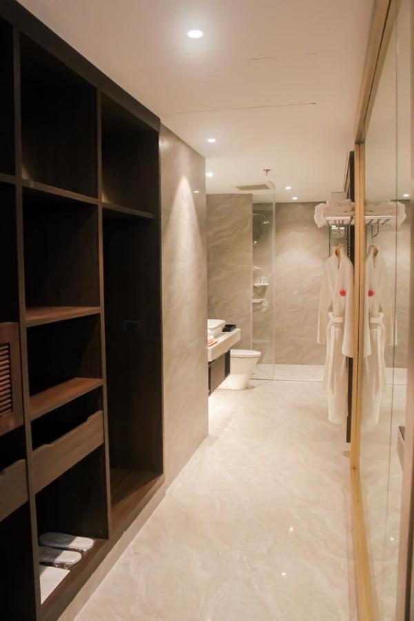 The Excelsior Hotel Las Piñas מראה חיצוני תמונה
