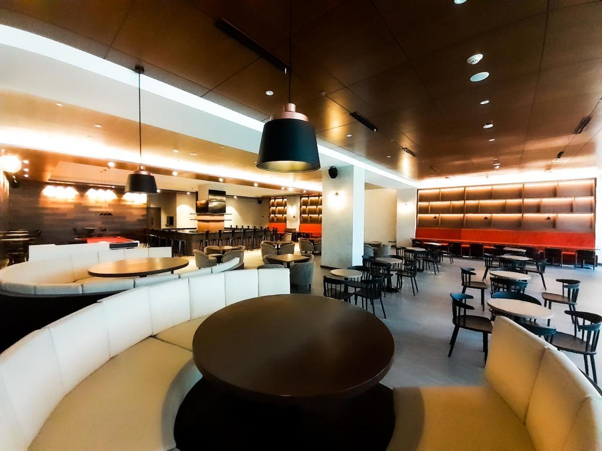 The Excelsior Hotel Las Piñas מראה חיצוני תמונה
