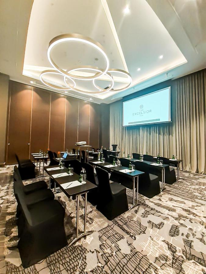 The Excelsior Hotel Las Piñas מראה חיצוני תמונה