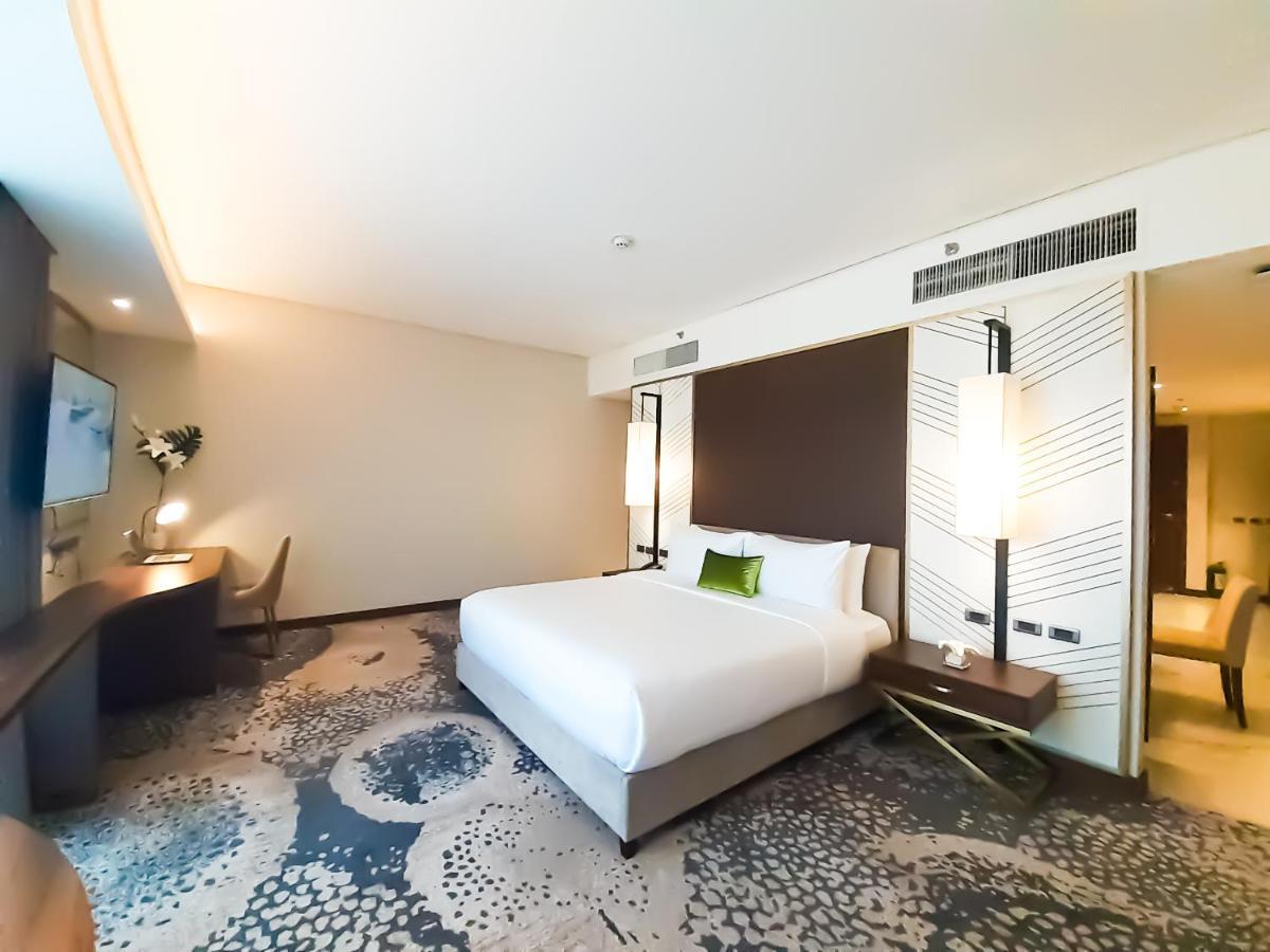 The Excelsior Hotel Las Piñas מראה חיצוני תמונה